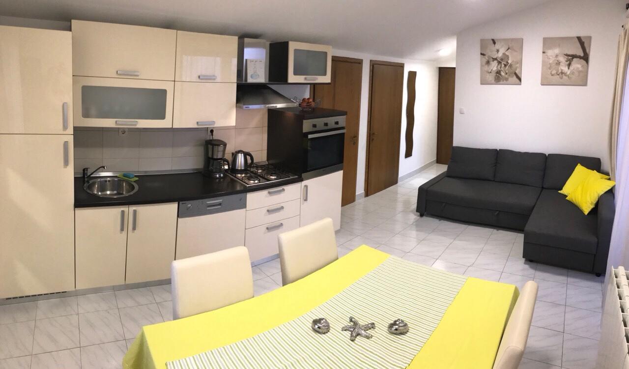 Apartmani Zuzic Krk Town Luaran gambar